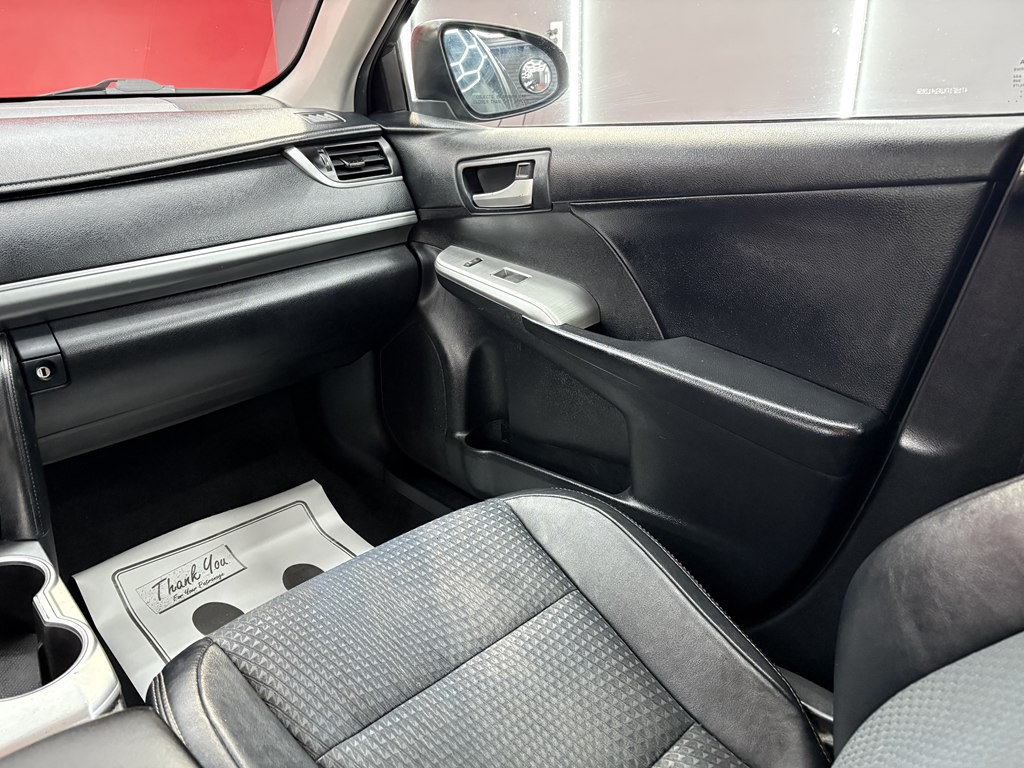 2014 Toyota Camry Image 13