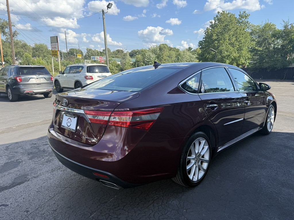 2015 Toyota Avalon Image 4