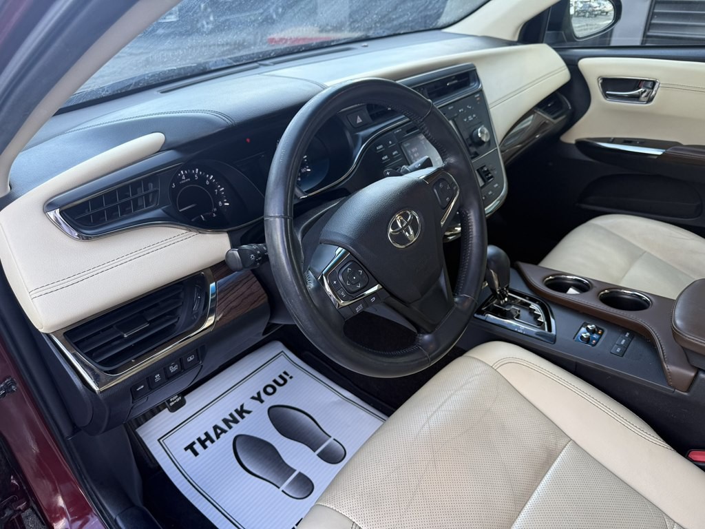 2015 Toyota Avalon Image 13