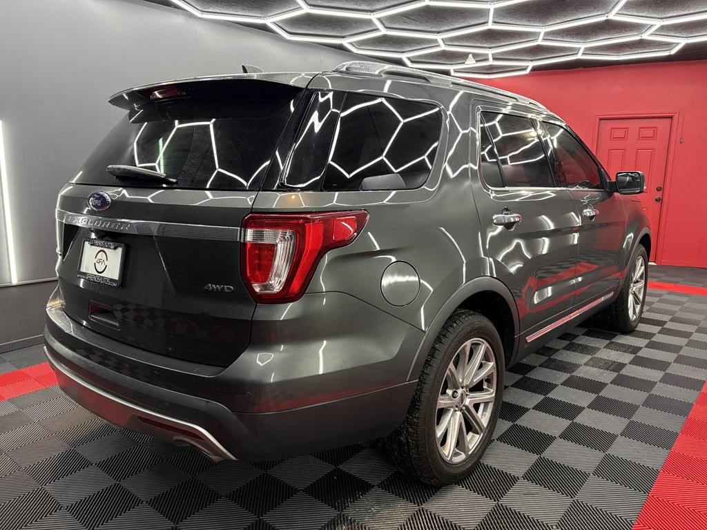 2017 Ford Explorer Image 4