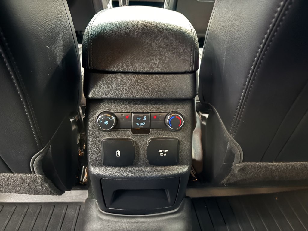 2017 Ford Explorer Image 13