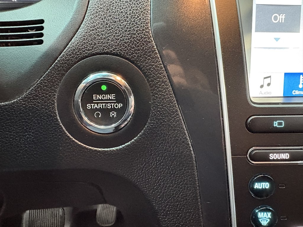 2017 Ford Explorer Image 23