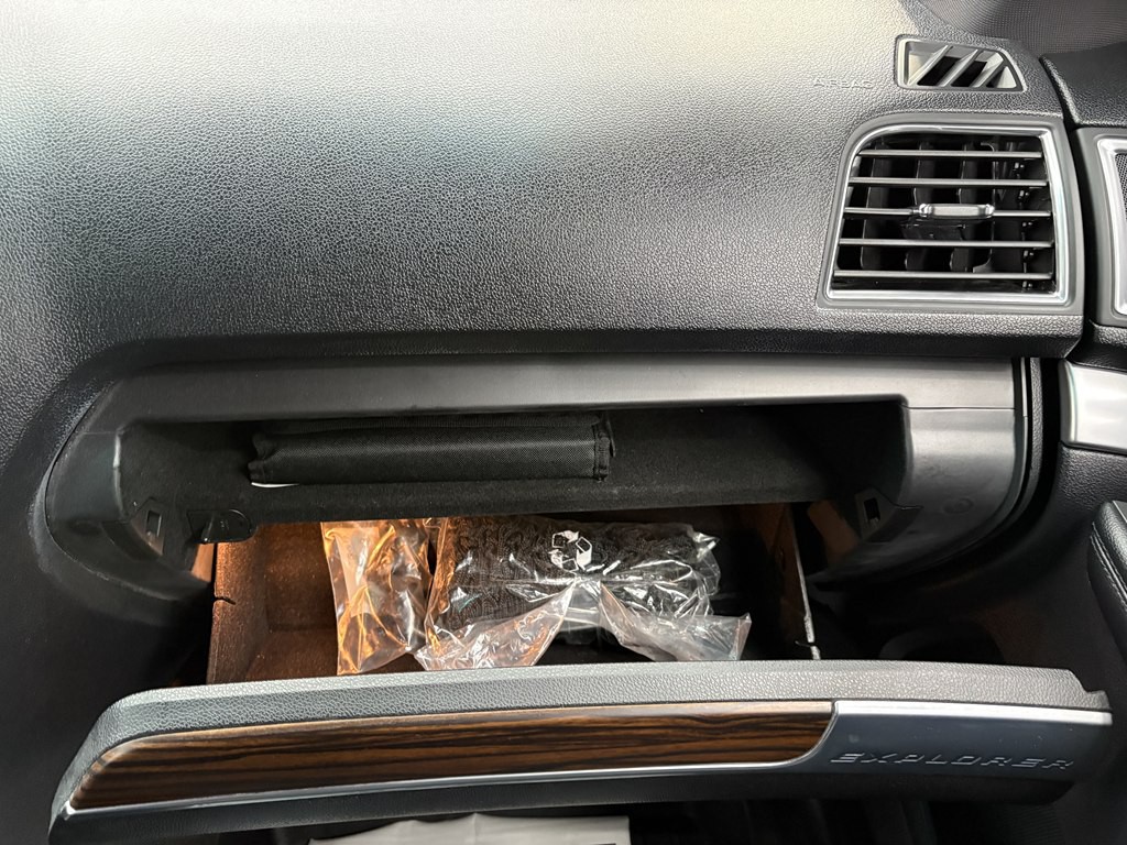 2017 Ford Explorer Image 29