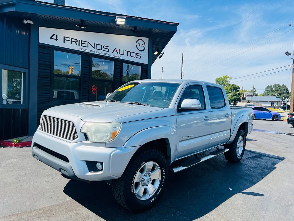 2012 Toyota Tacoma Image 1