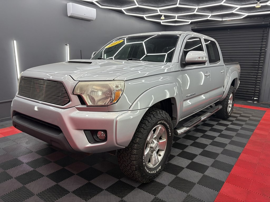 2012 Toyota Tacoma Image 1