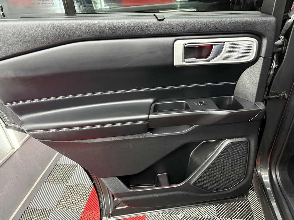 2020 Ford Explorer Image 11