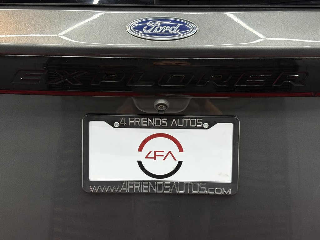 2020 Ford Explorer Image 36