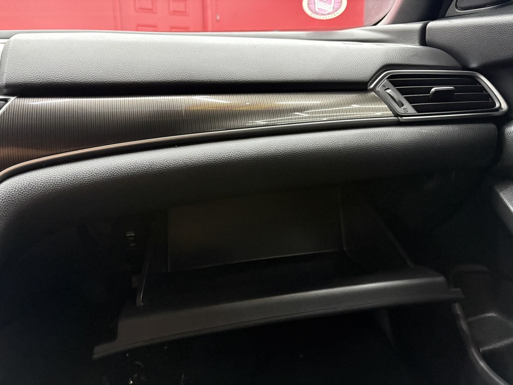 2022 Honda Accord Image 27
