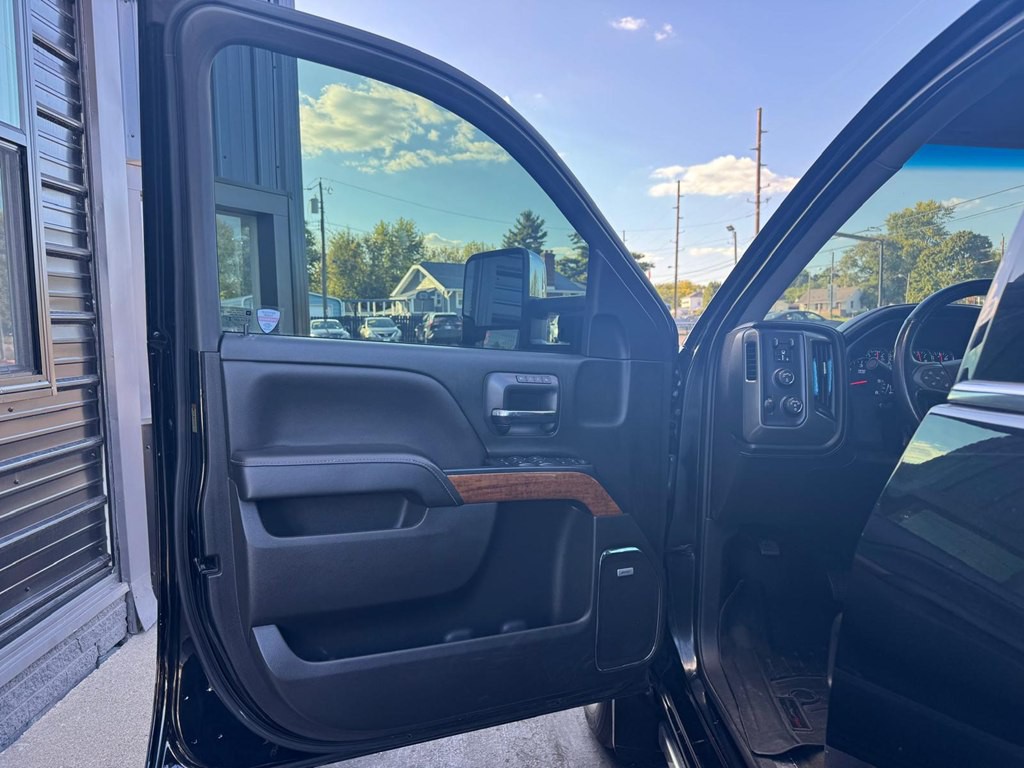 2017 Chevrolet Silverado 1500 Image 7