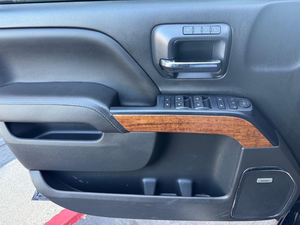 2017 Chevrolet Silverado 1500 Image 8