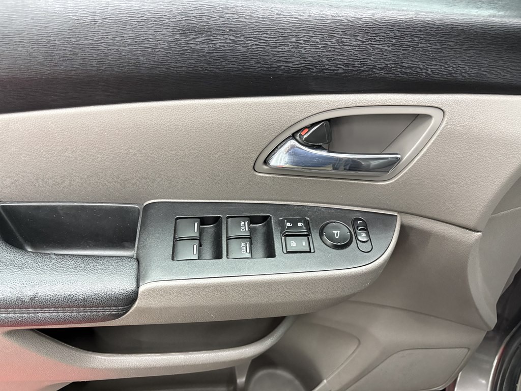 2014 Honda Odyssey Image 8