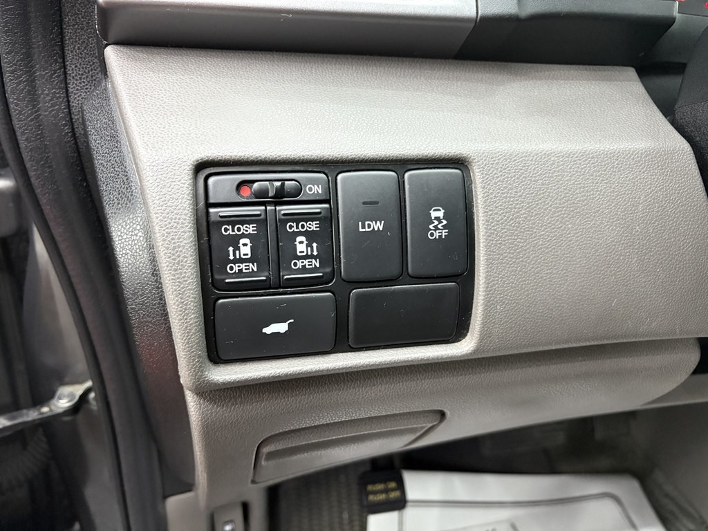 2014 Honda Odyssey Image 19