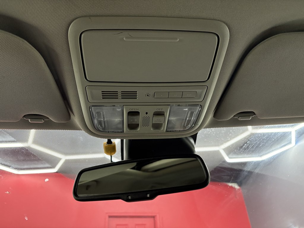 2014 Honda Odyssey Image 29