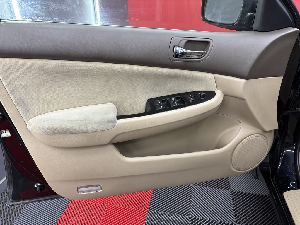 2006 Honda Accord Image 7