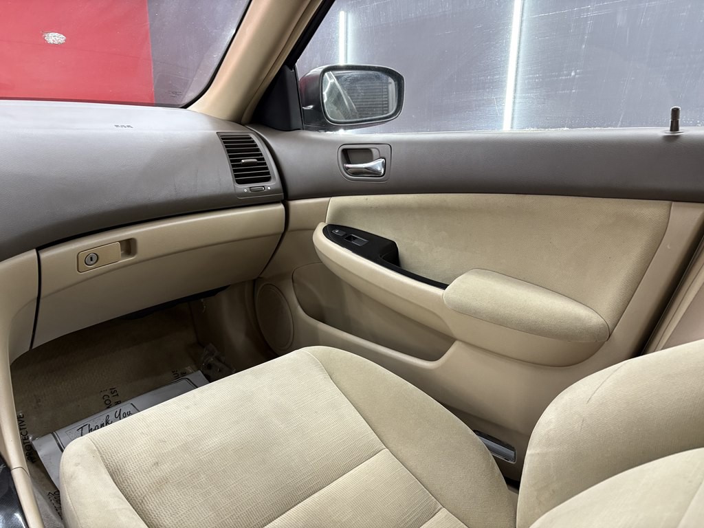 2006 Honda Accord Image 13