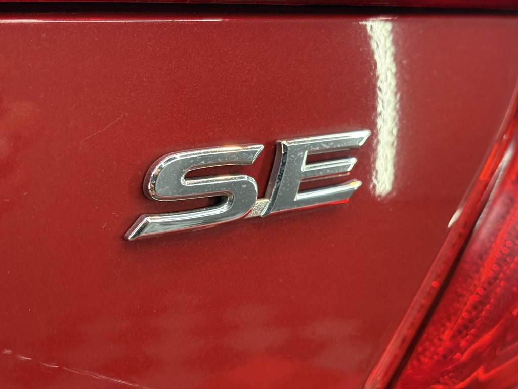 2012 Toyota Camry Image 24