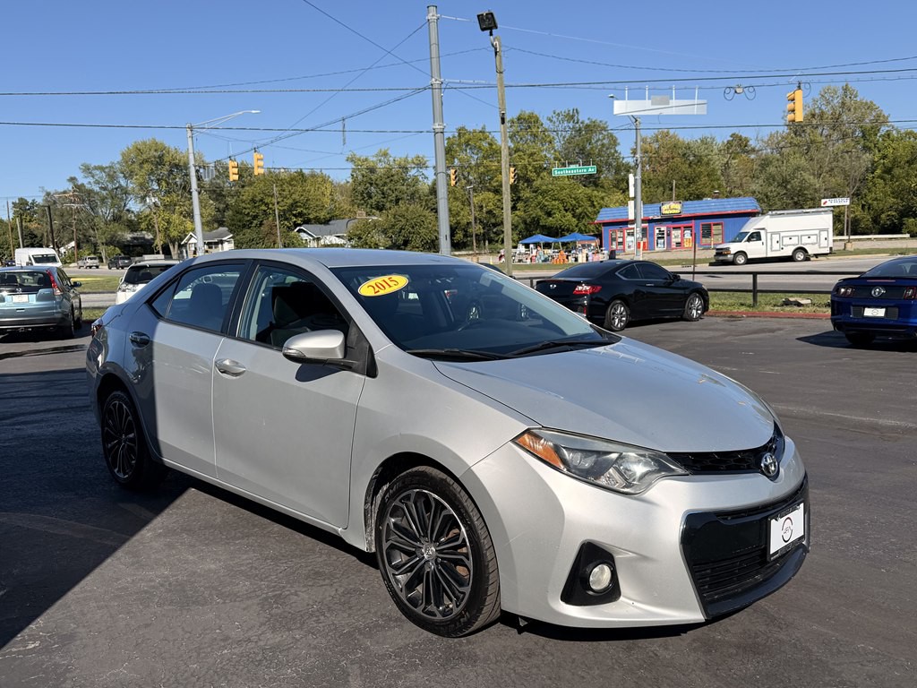 2015 Toyota Corolla Image 3