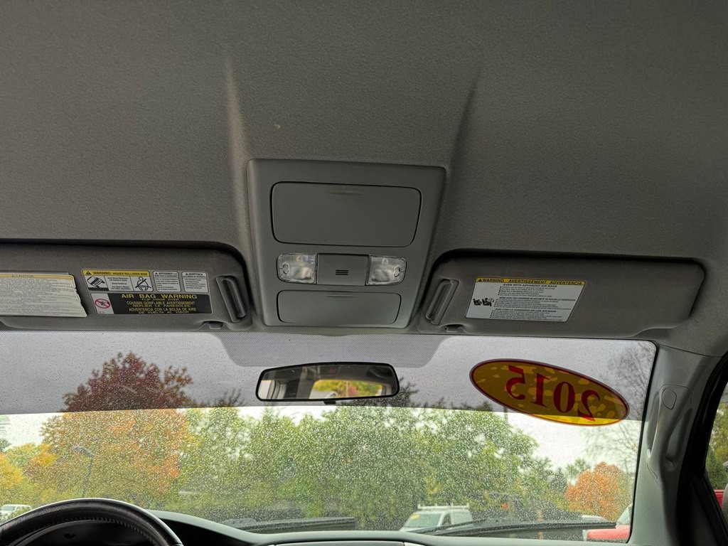 2015 Toyota Tacoma Image 9