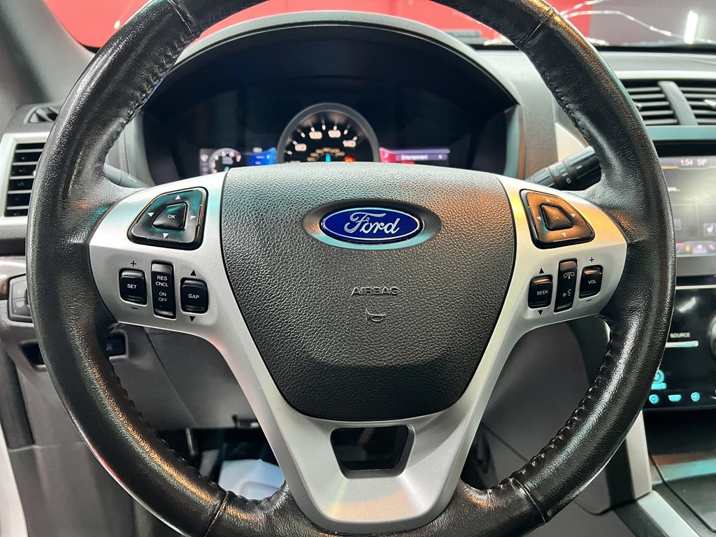 2013 Ford Explorer Image 18