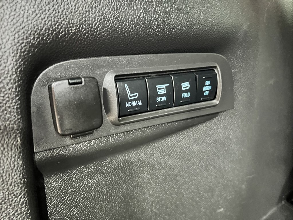 2013 Ford Explorer Image 25