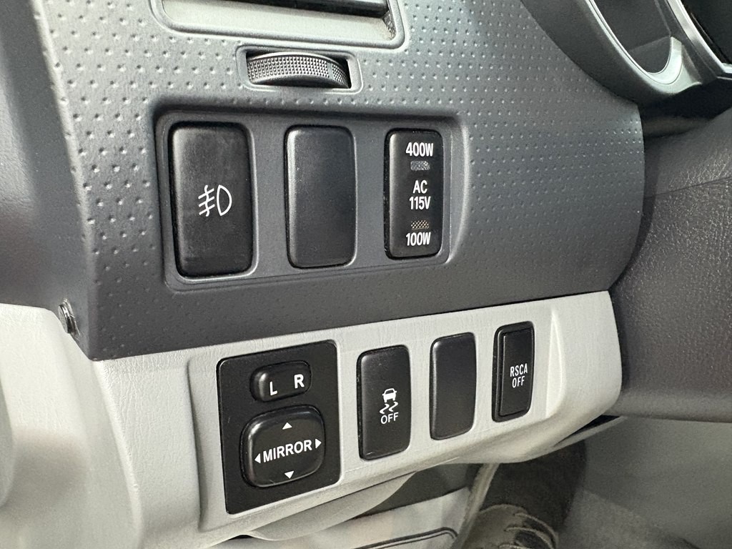 2011 Toyota Tacoma Image 14