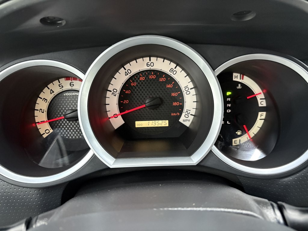 2011 Toyota Tacoma Image 15