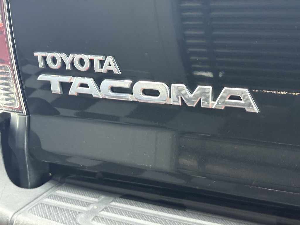 2011 Toyota Tacoma Image 26