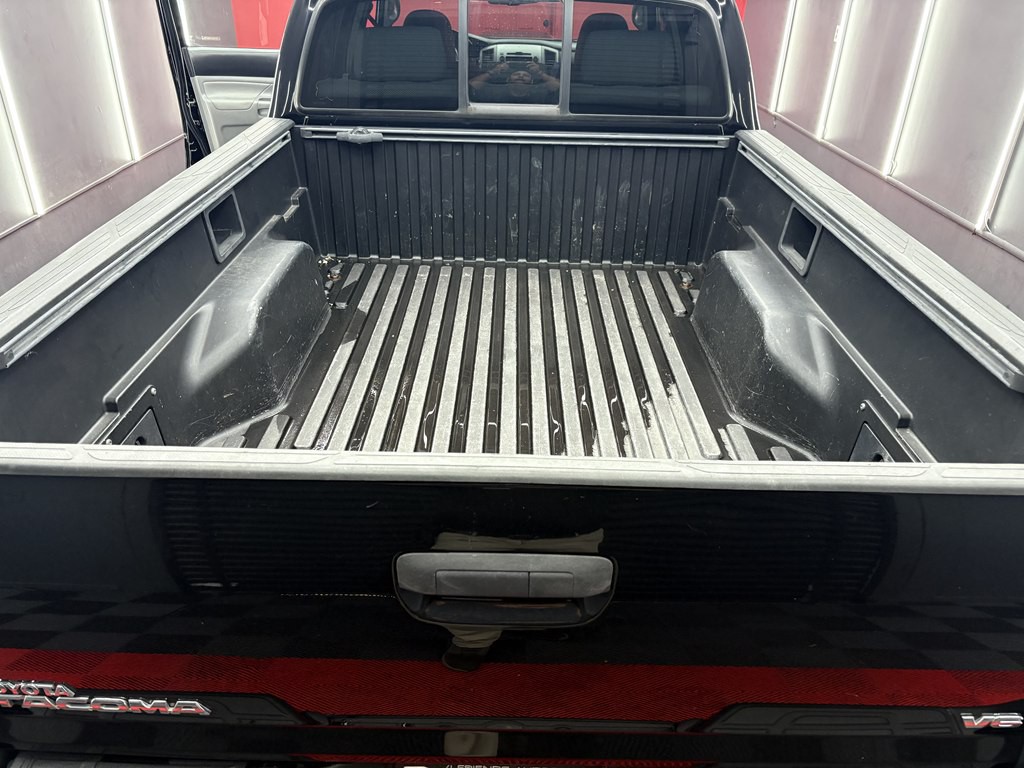 2011 Toyota Tacoma Image 28