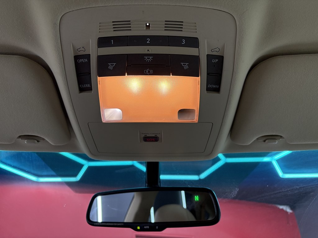 2011 Lexus RX Image 24