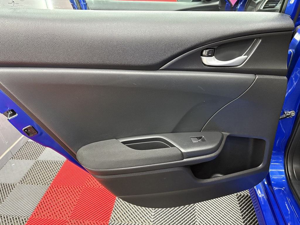 2018 Honda Civic Image 10