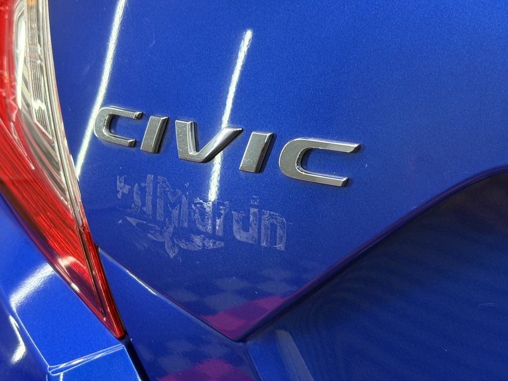 2018 Honda Civic Image 29