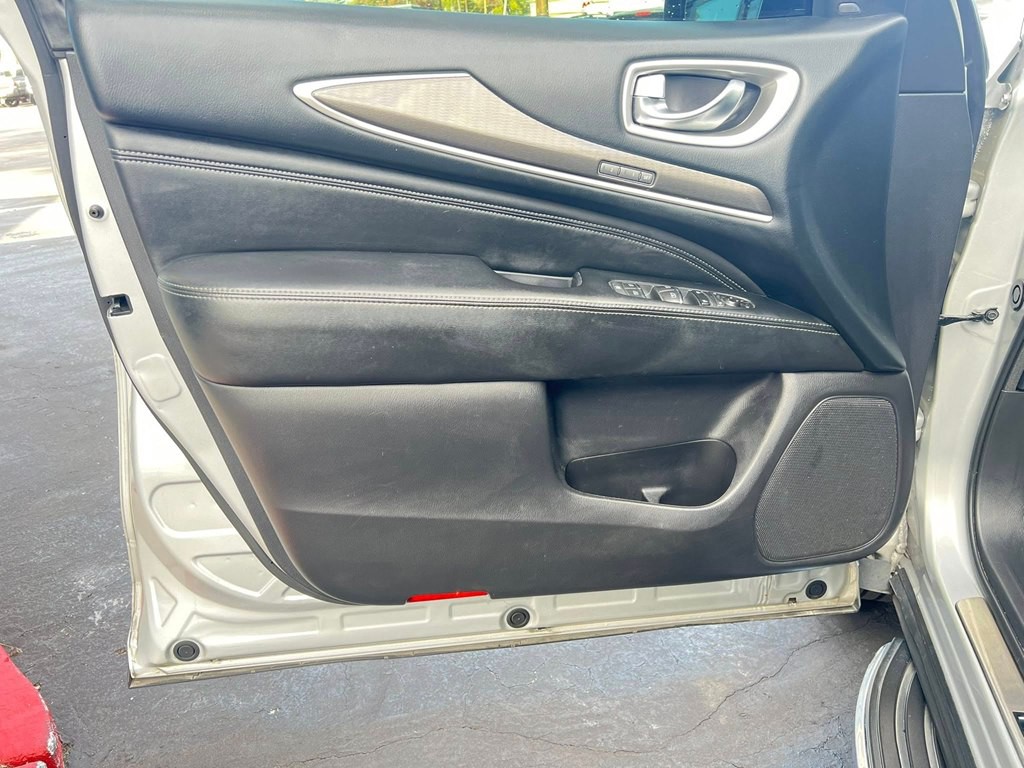 2017 INFINITI QX60 Image 6