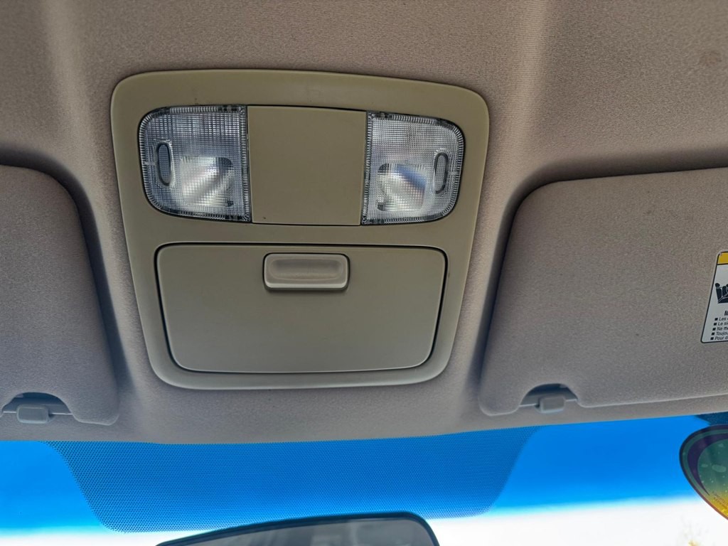 2005 Toyota Camry Image 17