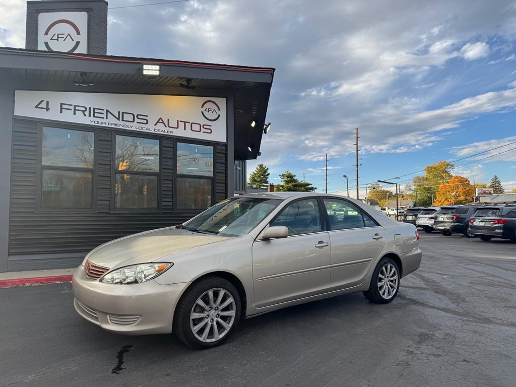 2005 Toyota Camry Image 1