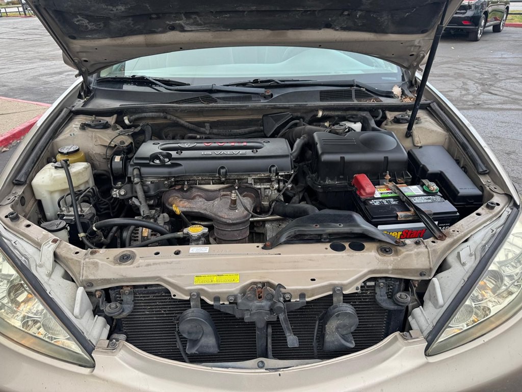 2005 Toyota Camry Image 19