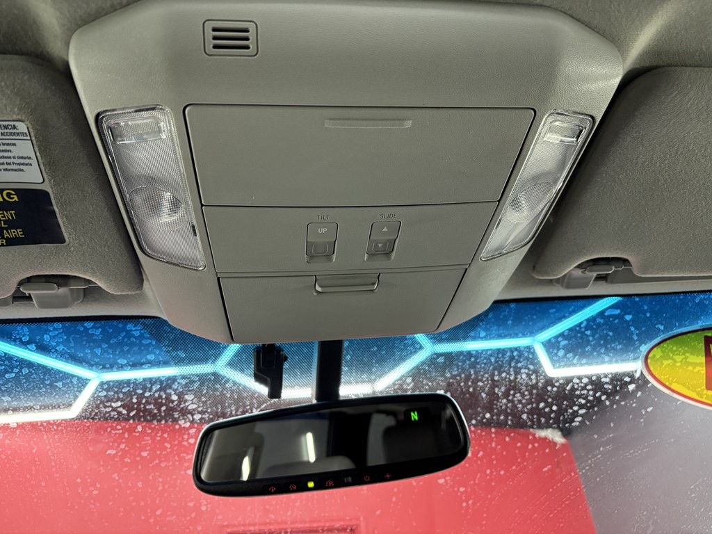 2017 Toyota Sequoia Image 28