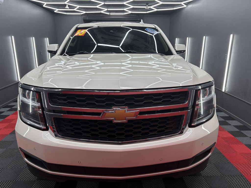 2015 Chevrolet Tahoe Image 2