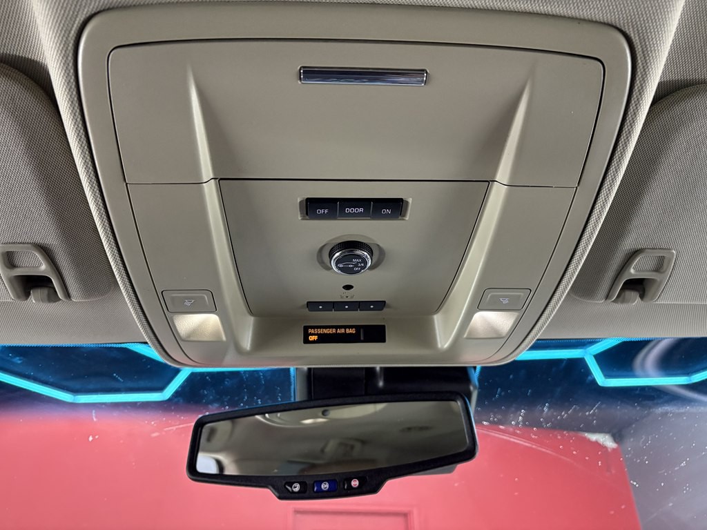 2015 Chevrolet Tahoe Image 26