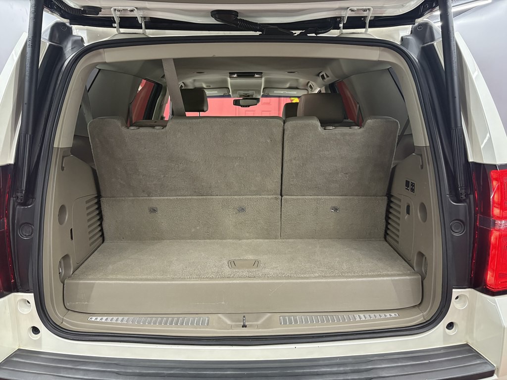 2015 Chevrolet Tahoe Image 30