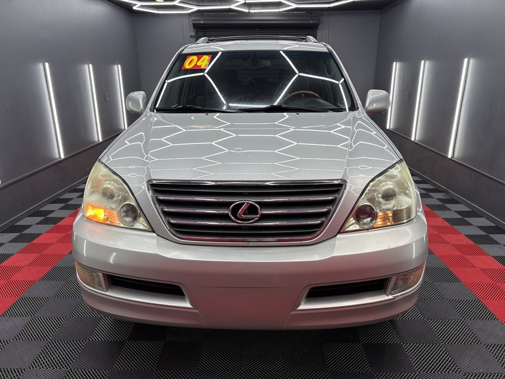 2004 Lexus GX Image 2