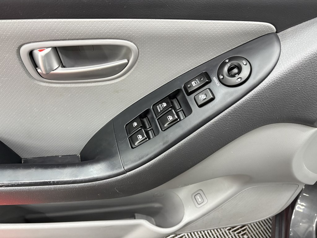 2008 Hyundai Elantra Image 8