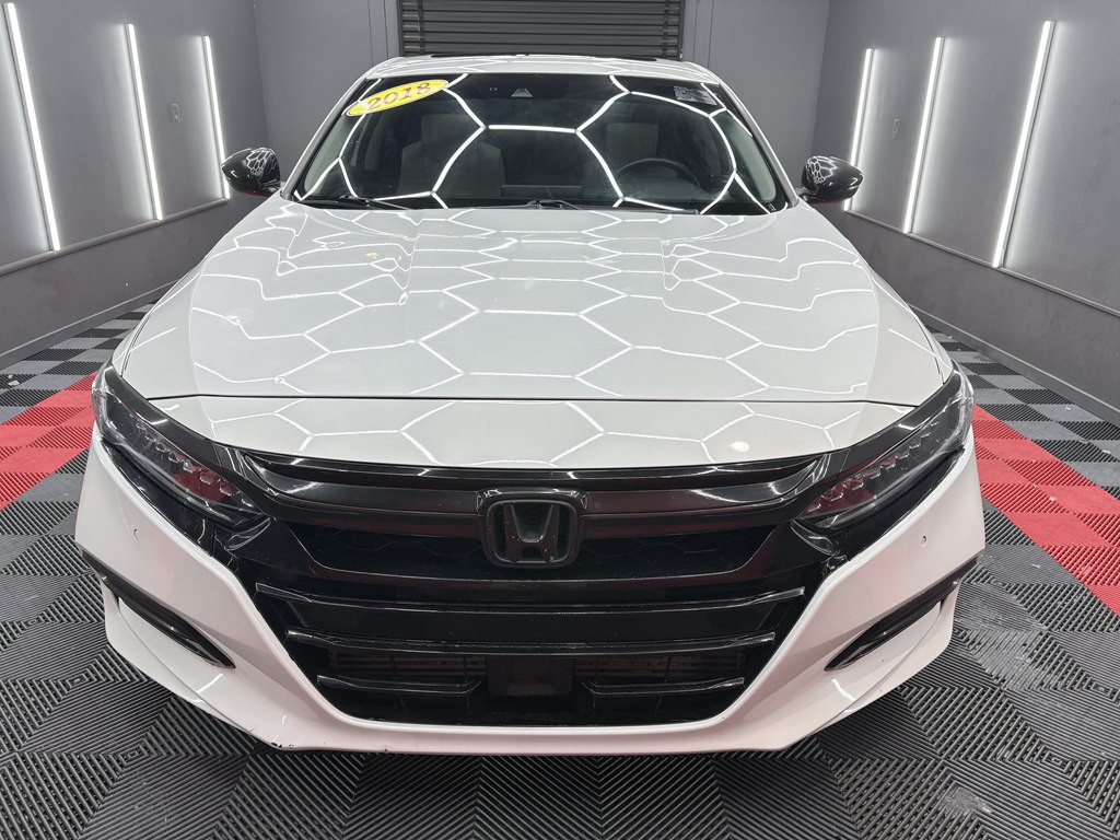 2018 Honda Accord Image 2