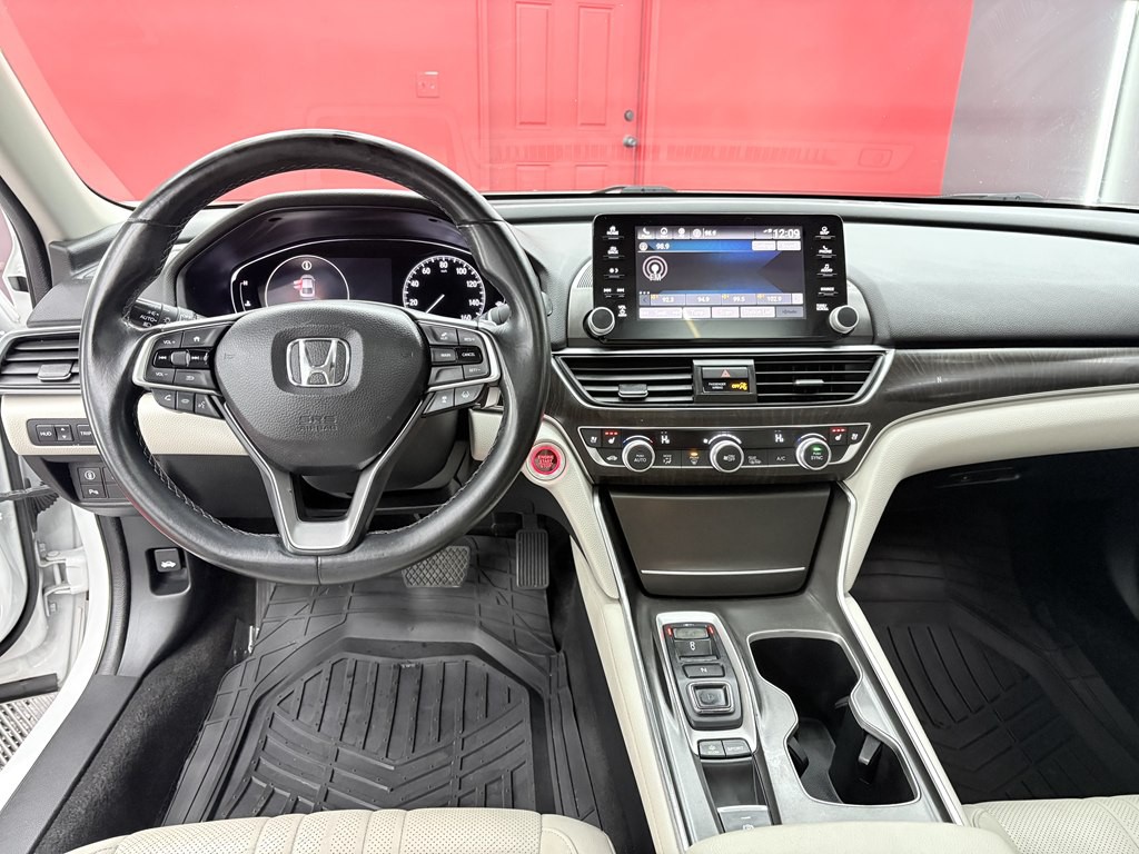 2018 Honda Accord Image 14