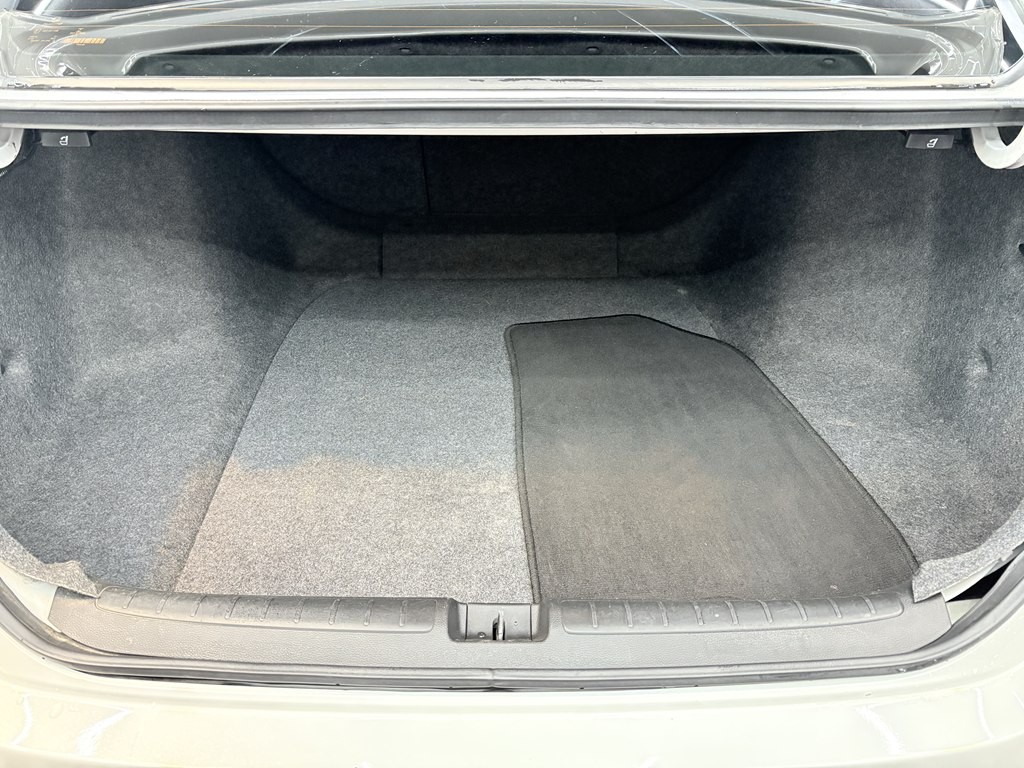 2018 Honda Accord Image 32