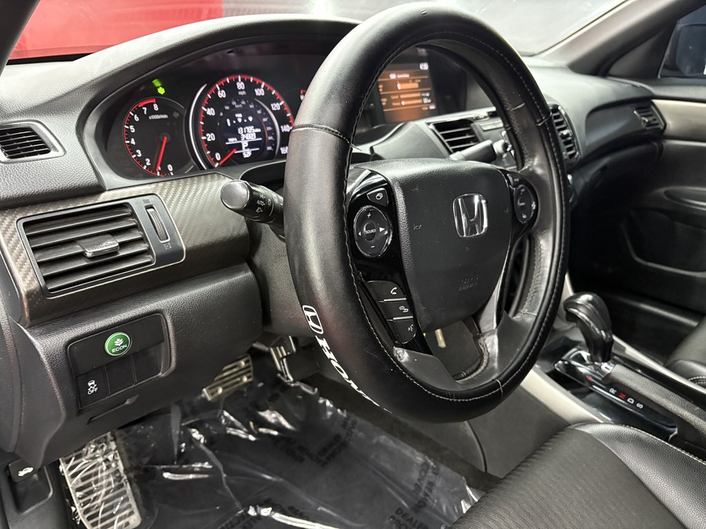 2017 Honda Accord Image 14