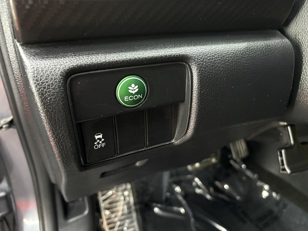 2017 Honda Accord Image 15