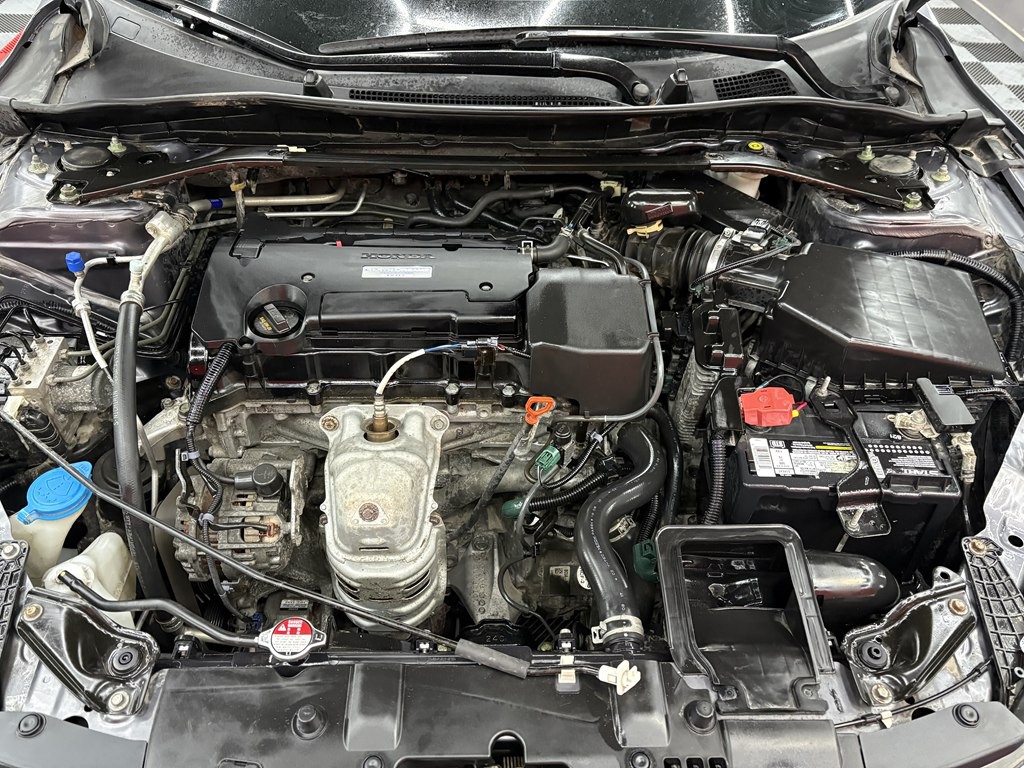 2017 Honda Accord Image 21