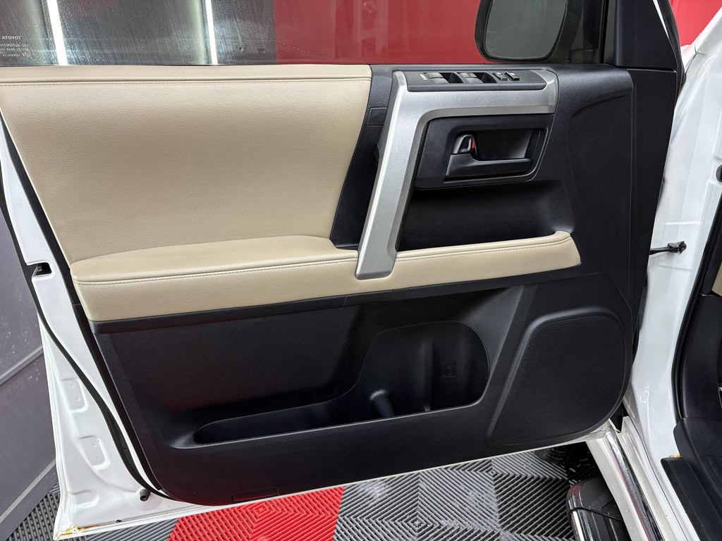 2013 Toyota 4Runner Image 7