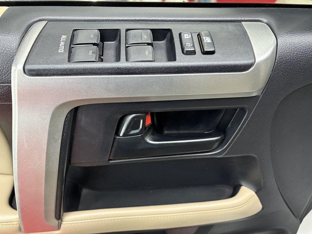 2013 Toyota 4Runner Image 8