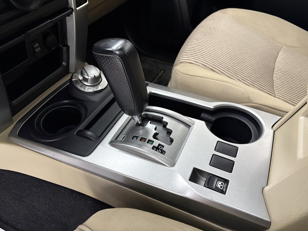 2013 Toyota 4Runner Image 20